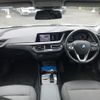 bmw 2-series 2021 quick_quick_7M20_WBA32AM0107G95829 image 5