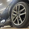 lexus is 2017 CFJ1817894 image 19