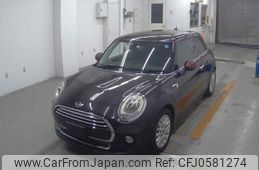 mini mini-others 2015 quick_quick_DBA-XM15_WMWXM520003A55477