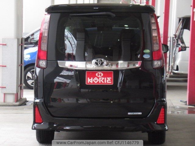 toyota noah 2014 -TOYOTA--Noah ZRR80W--0036375---TOYOTA--Noah ZRR80W--0036375- image 2