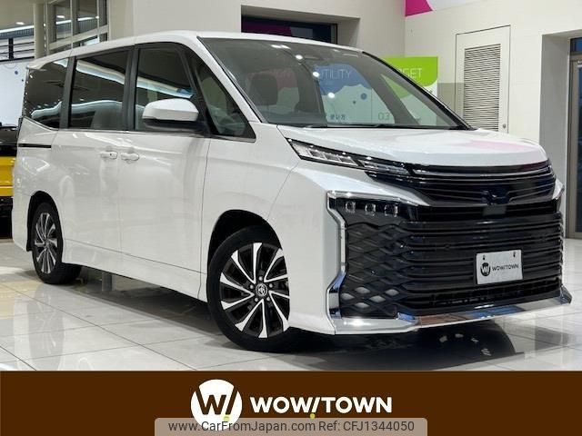 toyota voxy 2022 -TOYOTA--Voxy 6AA-ZWR90W--ZWR90-0011062---TOYOTA--Voxy 6AA-ZWR90W--ZWR90-0011062- image 1