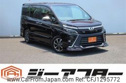 toyota voxy 2018 CFJ1295772