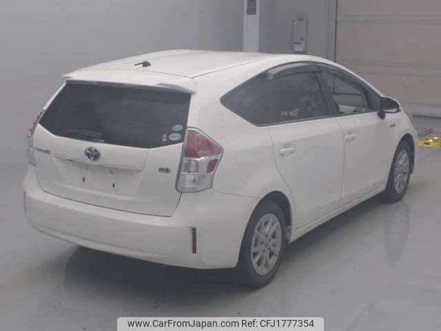 toyota prius-α 2015 CFJ1777354 image 2