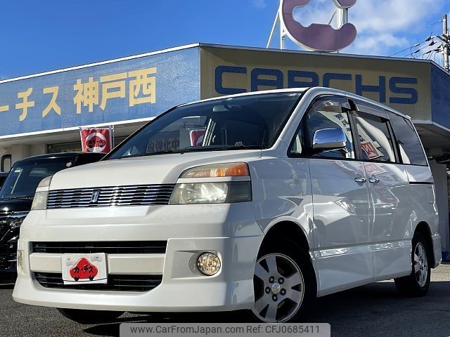 toyota voxy 2003 CFJ0685411 image 1