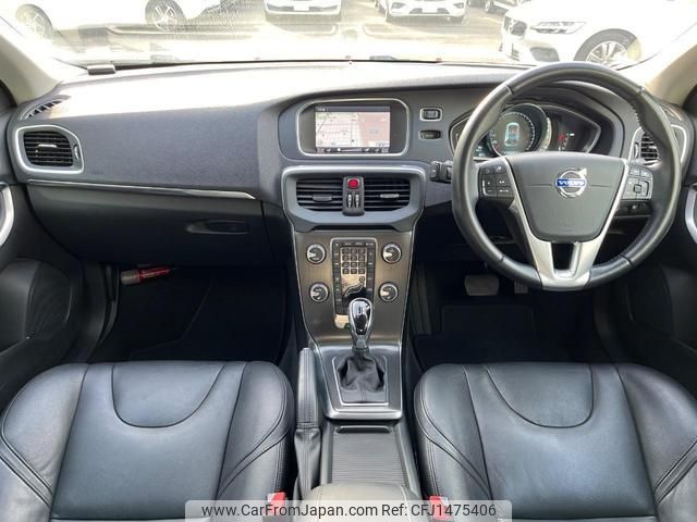 volvo v40 2014 quick_quick_MB4164T_YV1MV485BE2134520 image 2