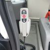 nissan nv350-caravan-van 2013 GOO_JP_700056043930250512002 image 29