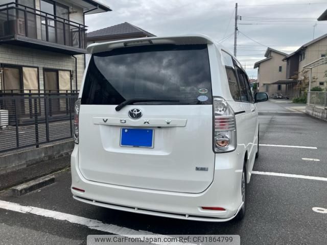 toyota voxy 2009 CFJ1864799 image 2