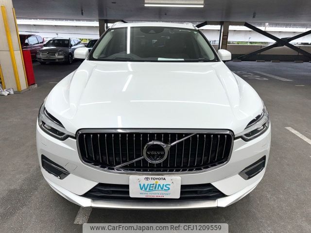 volvo xc60 2018 AF-YV1UZA8MCK1182409 image 2