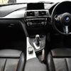 bmw 3-series 2017 quick_quick_DBA-8A20_WBA8G32040A062571 image 2