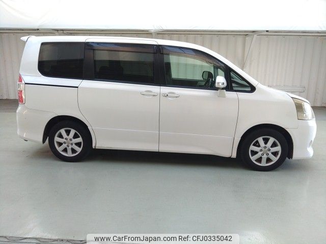 toyota noah 2008 ENHANCEAUTO_1_ea289290 image 2