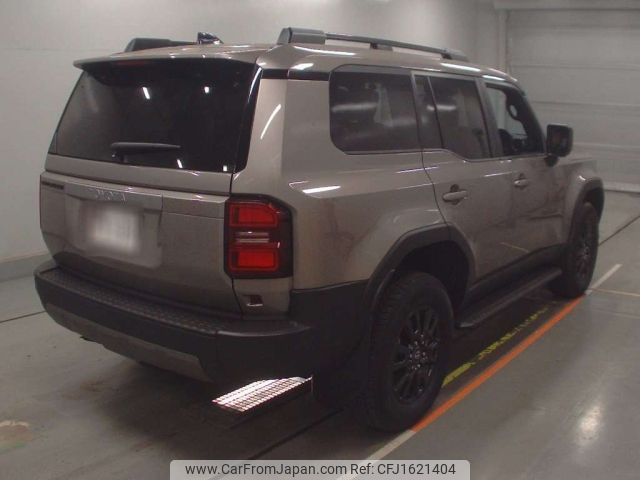 toyota land-cruiser-wagon 2025 CFJ1621404 image 2