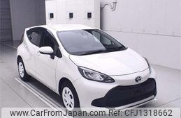 toyota aqua 2024 -TOYOTA--AQUA MXPK16-2030394---TOYOTA--AQUA MXPK16-2030394-