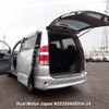 toyota noah 2005 3282185-N2025040005A-24 image 11