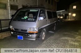 toyota hiace-van 2002 CFJ1864818