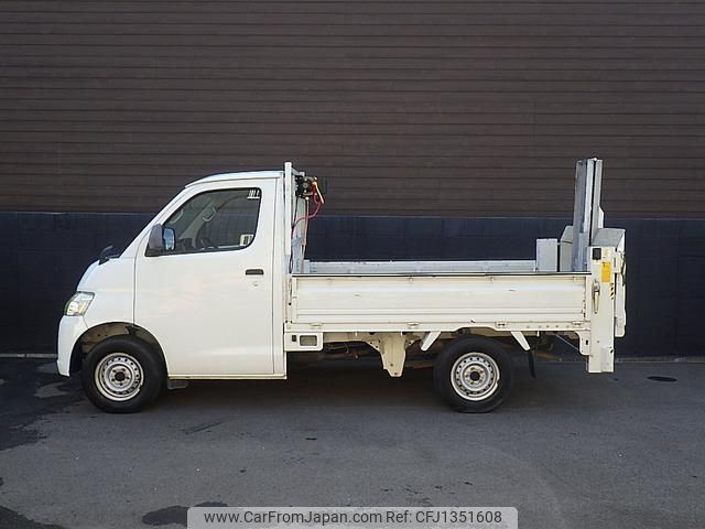toyota liteace-truck 2013 GOO_NET_EXCHANGE_9730721A30250628W001 image 2