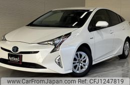 toyota prius 2018 38