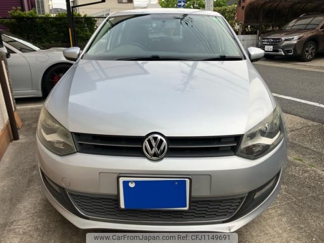 volkswagen polo 2010 -VOLKSWAGEN--VW Polo DBA-6RCBZ--WVWZZZ6RZBU018081---VOLKSWAGEN--VW Polo DBA-6RCBZ--WVWZZZ6RZBU018081- image 1