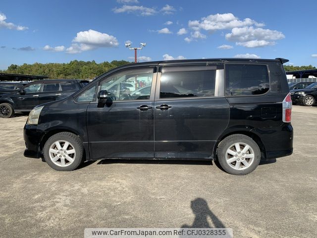 toyota noah 2007 NIKYO_ZP56190 image 2