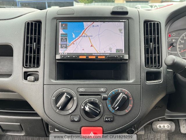 nissan ad-van-nv150 2017 CFJ1825259 image 2