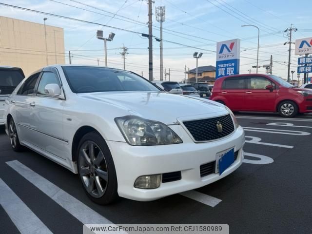 toyota crown 2005 CFJ1580989 image 1