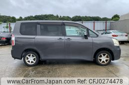 toyota noah 2007 NIKYO_ES80692