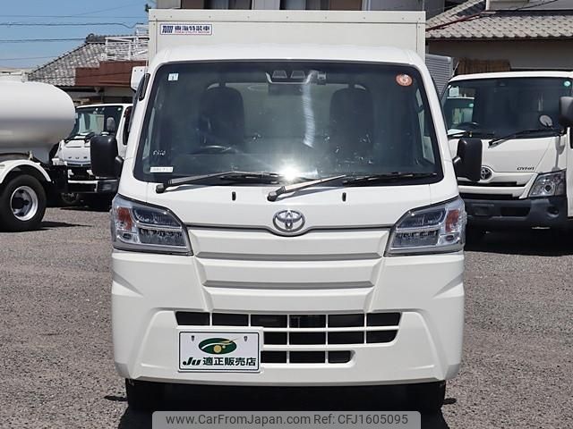 toyota pixis-truck 2022 CFJ1605095 image 2