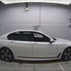 bmw 7-series 2017 quick_quick_LDA-7C30_WBA7C62030G264338 image 4