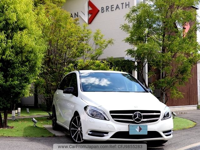 mercedes-benz b-class 2013 -MERCEDES-BENZ--Benz B Class DBA-246242--WDD2462422J145831---MERCEDES-BENZ--Benz B Class DBA-246242--WDD2462422J145831- image 1