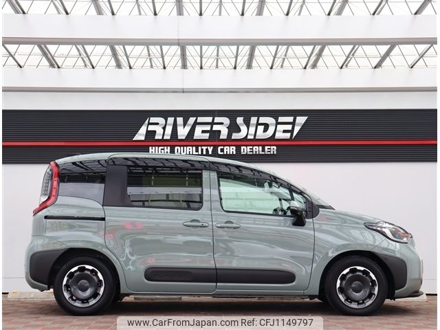 toyota sienta 2024 -TOYOTA--Sienta 6AA-MXPL10G--MXPL10-1119652---TOYOTA--Sienta 6AA-MXPL10G--MXPL10-1119652- image 2