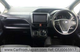 toyota noah 2015 504928-923039