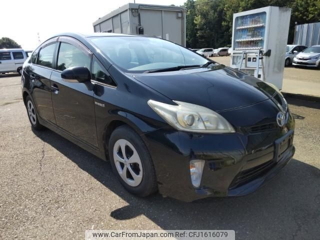 toyota prius 2012 CFJ1616079 image 2