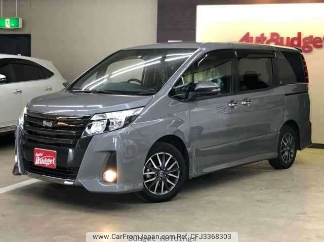 toyota noah 2017 BD19054A1474 image 1