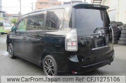 toyota voxy 2010 504928-250612163128