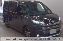 toyota noah 2023 quick_quick_6AA-ZWR90W_ZWR90-0138182