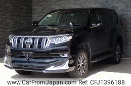 toyota land-cruiser-prado 2020 25632404