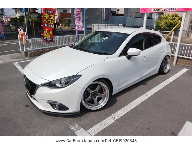 mazda axela 2015 GOO_JP_700102067530240616005 image 1