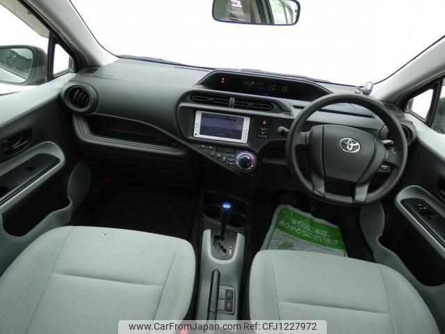 toyota aqua 2013 quick_quick_DAA-NHP10_NHP10-6186958 image 2