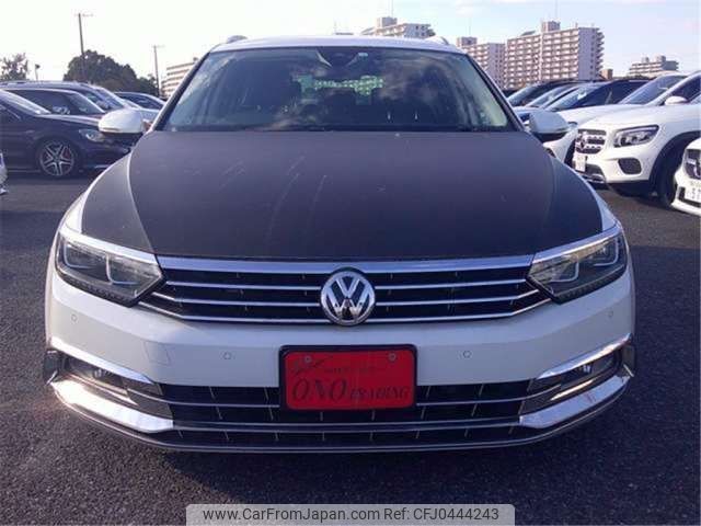 volkswagen passat-variant 2018 -VOLKSWAGEN--VW Passat Variant LDA-3CDFC--WVWZZZ3CZJE140255---VOLKSWAGEN--VW Passat Variant LDA-3CDFC--WVWZZZ3CZJE140255- image 2