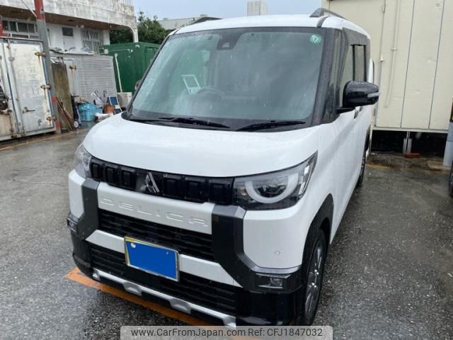 mitsubishi delica 2024 CFJ1847032 image 1
