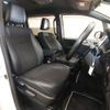 toyota noah 2017 CFJ1676176 image 4