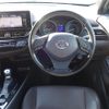 toyota c-hr 2017 -TOYOTA--C-HR DAA-ZYX10--ZYX10-2086225---TOYOTA--C-HR DAA-ZYX10--ZYX10-2086225- image 17