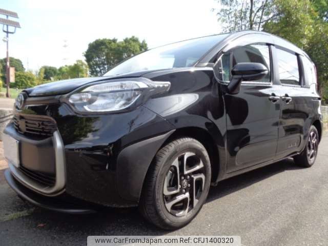 toyota sienta 2025 CFJ1400320 image 1
