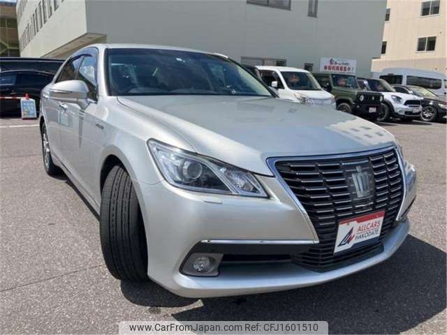 toyota crown 2015 CFJ1601510 image 2
