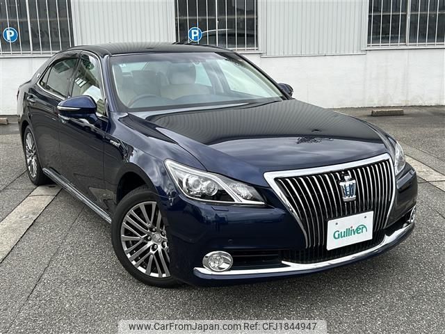 toyota crown-majesta 2014 CFJ1844947 image 1
