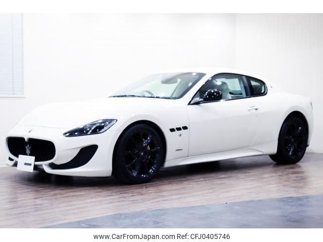 maserati granturismo 2013 quick_quick_ABA-MGTA1_ZAMVL45C000088970 image 1