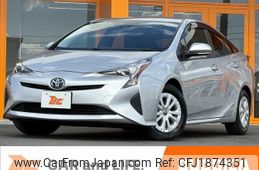 toyota prius 2018 CFJ1874351