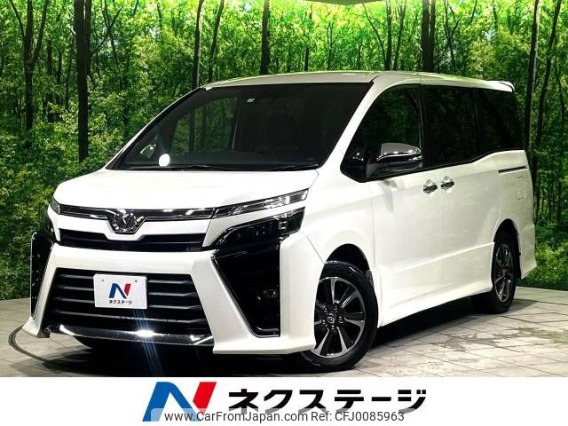 toyota voxy 2017 -TOYOTA--Voxy DBA-ZRR80W--ZRR80-0387102---TOYOTA--Voxy DBA-ZRR80W--ZRR80-0387102- image 1