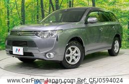 mitsubishi outlander-phev 2013 -MITSUBISHI--Outlander PHEV DLA-GG2W--GG2W-0005050---MITSUBISHI--Outlander PHEV DLA-GG2W--GG2W-0005050-