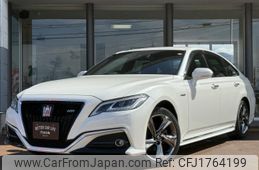 toyota crown 2018 CFJ1764199
