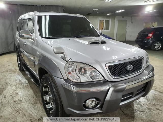 hyundai terracan 2004 CFJ3829645 image 1